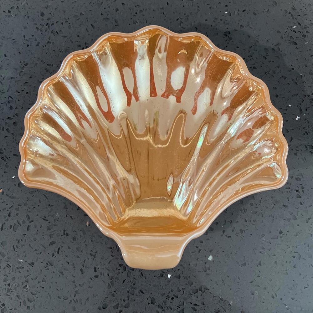 VTG Fire King anchor, hocking Iridescent Shell Catch All bowl trinket dish 7x7